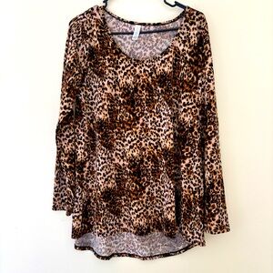 Lularoe Size L Leopard Long Sleeve Stretch Blouse Loose Flowy Brown Black